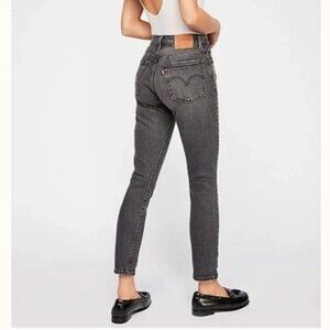 Levi’s Women’s Wedgie Skinny Jeans